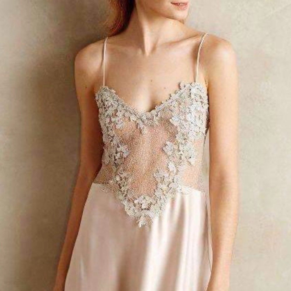 Flora Nikrooz Showstopper
Chemise Size M - Picture 1 of 8